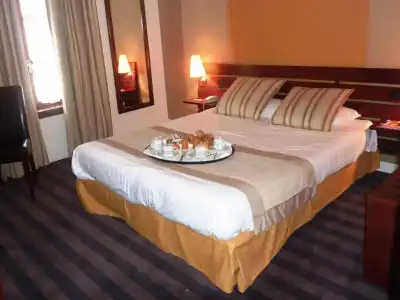 La Petite Rade Hôtel - 36