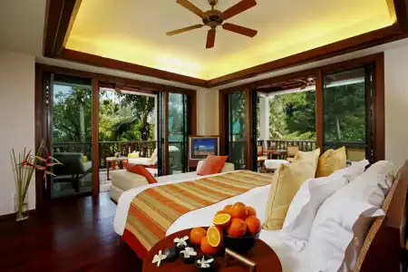 Centara Grand Beach Resort and Villas Krabi - 11