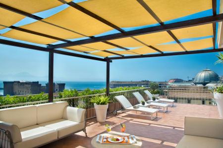 Renaissance Naples Mediterraneo - 31