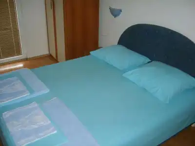 Lyon Apartments - 0
