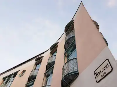 Esplanade - 0