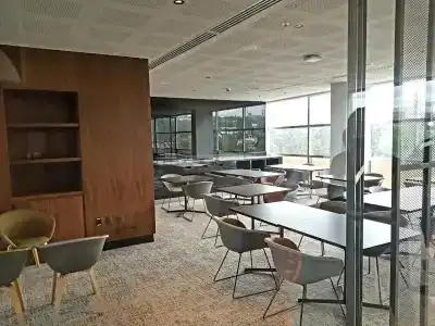 Galeria Plaza San Jeronimo - 38