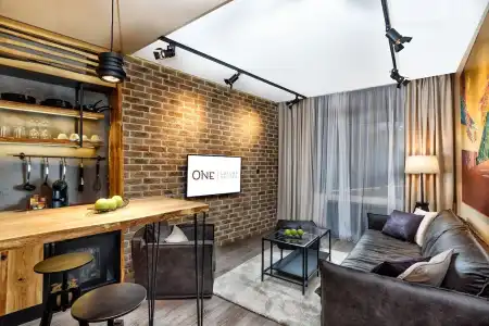 One Luxury Suites - 115