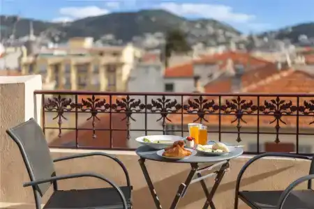 Best Western Plus Hôtel Massena - 7