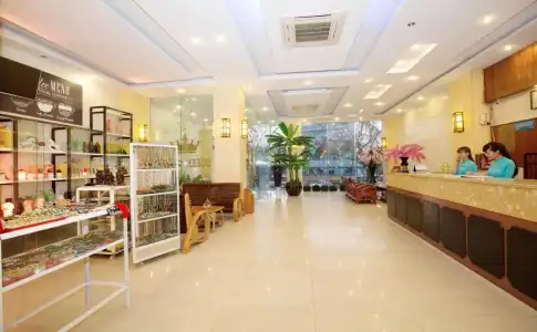 Queen Da Nang - 18