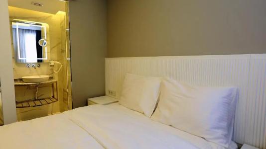 Sel Suite - 26