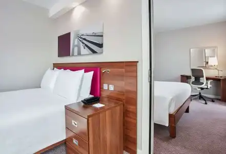 Hampton by Hilton Bristol City Centre - 27