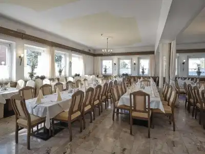 Rumer Hof - 18