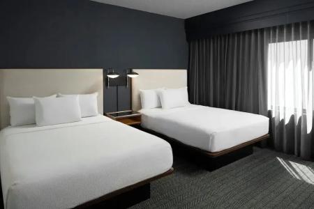 Courtyard Williamsburg Busch Gardens Area - 44