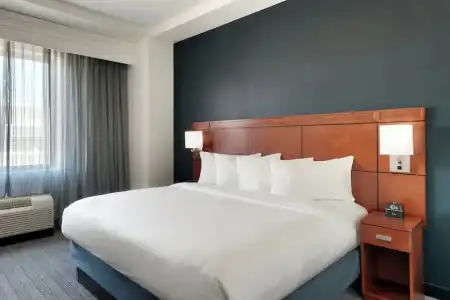 Residence Inn by Marriott Lincoln Downtown - 53
