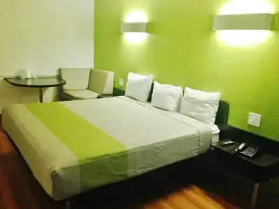 Motel 6 Austin, TX - Midtown - 26