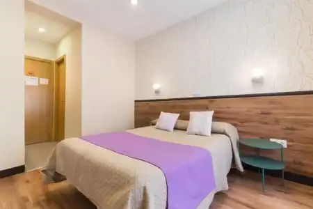 Hostal Art Madrid - 61