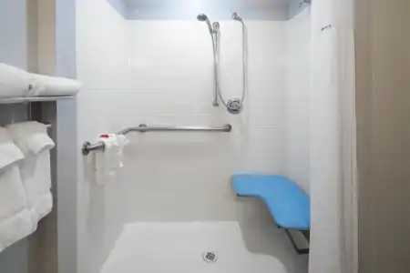 Baymont by Wyndham Las Vegas South Strip - 37