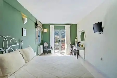 Aerinon Guesthouse - 68