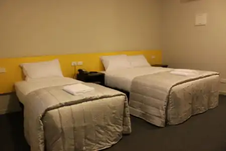 C Motel - 3