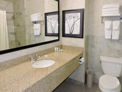 Marco LaGuardia & Suites - 45