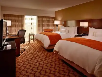 Marriott Louisville East - 31