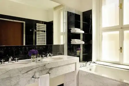 The Ritz-Carlton, Vienna - 6