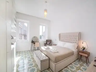 Grand Master Suites - 125