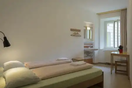 Youth Hostel Montreux - 49