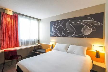 ibis Tours Nord - 53
