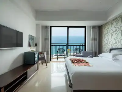 Barry Boutique Seaview Sanya - 9