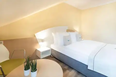 Garner Erlangen Süd by IHG - 72