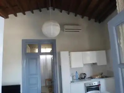 St. Lazaros House - 18