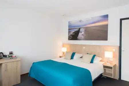 Hotel - 44