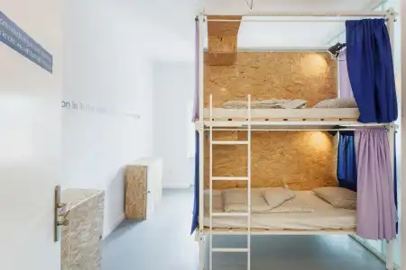 Avenue Hostel - 10