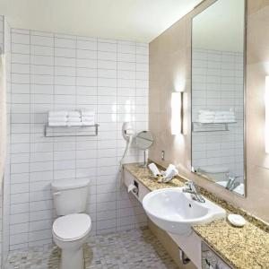 Le Square Phillips And Suites - 30