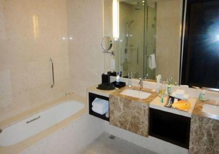 Courtyard by Marriott Hangzhou Wulin - 6