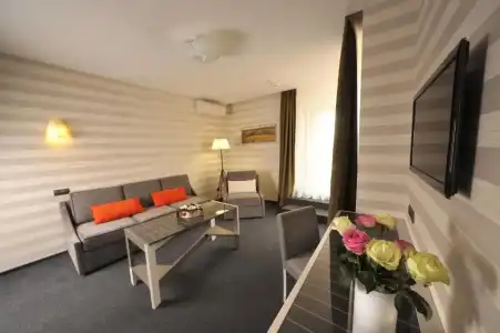 Villa Four Rooms - 92