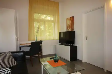 Swiss Star Oerlikon Inn - 9