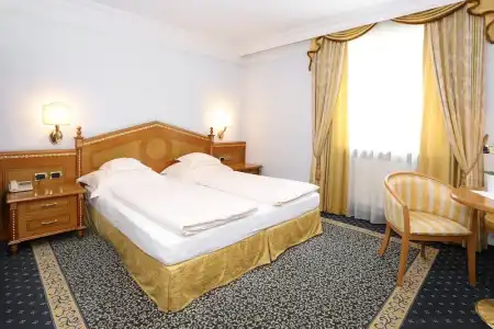 CityGoldener Adler B&B - 50
