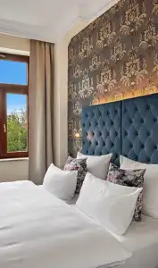 Bayerischer Hof Dresden - 28