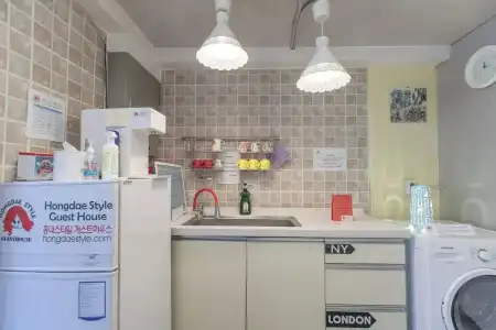 Hongdae Style Guesthouse - 120