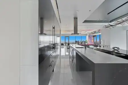 Beautiful Palms Place Suite - 70