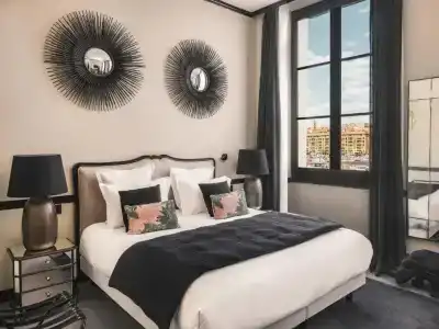 Maisons du Monde Hôtel & Suites - Marseille Vieux Port - 56