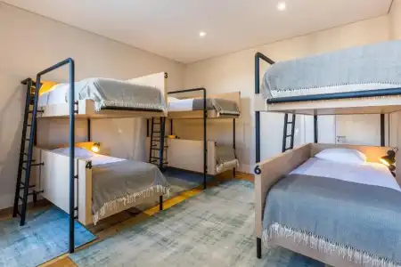 Gallery Hostel - 24