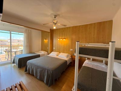 Hostal Rom - 33