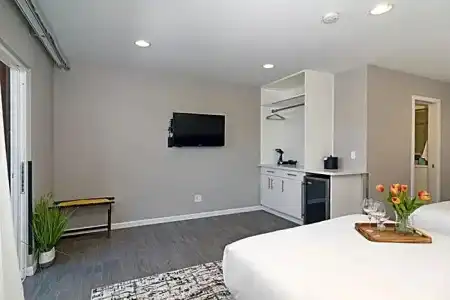 The Sands of La Jolla - 24
