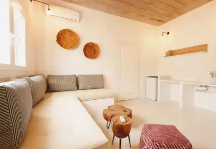 Mesanto Luxury Suites - 45