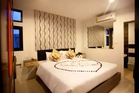 iCheck inn Chill Patong - 52