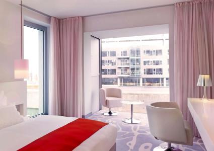 art'otel Cologne powered by Radissons - 4