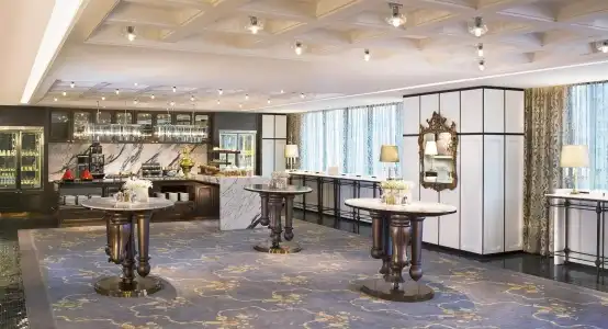 The Athenee, a Luxury Collection, - 6