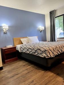 Rodeway Inn Airport - 27