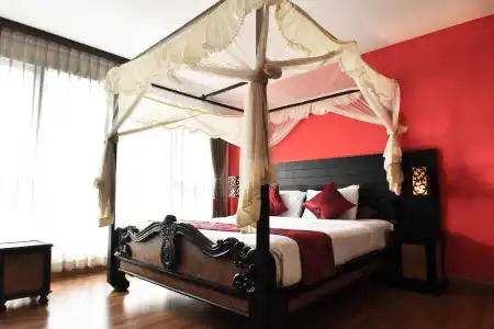 Boss Suites Nana - 1