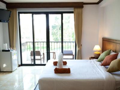 Astrococo Beach Resort by Coconut Beach - 39