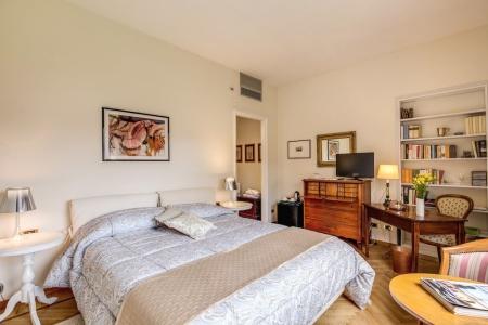 La Gaura Guest House - 77